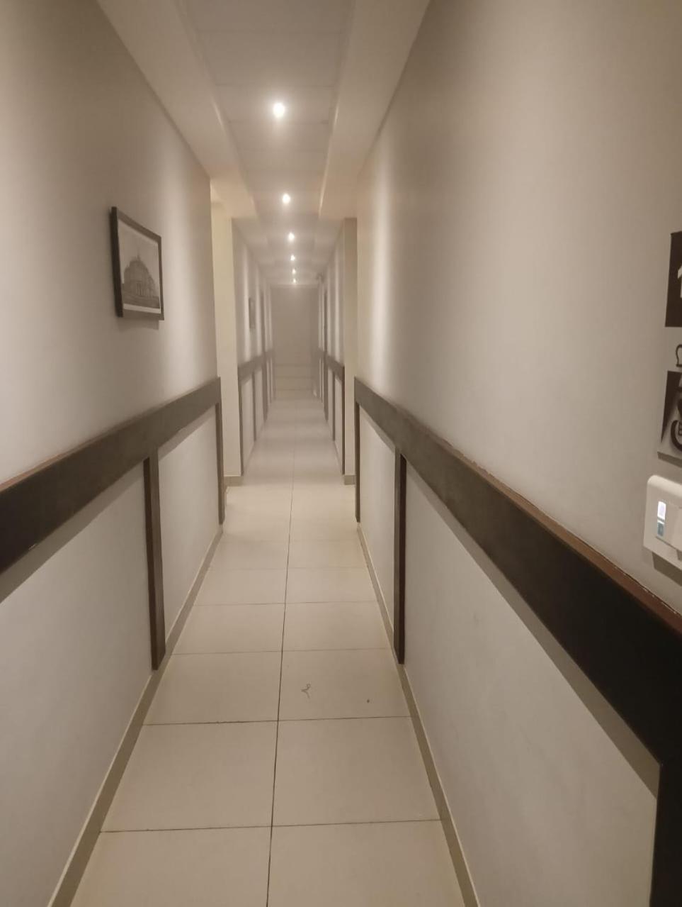科代卡纳尔 Minus 1酒店 外观 照片